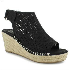 Daisy Fuentes Rory Peep Toe. Wedge Size 10M